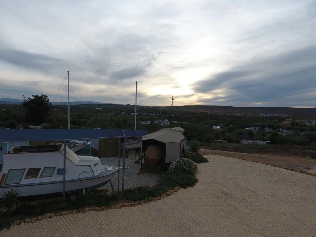 Mount Noah Lodge Oudtshoorn Bagian luar foto