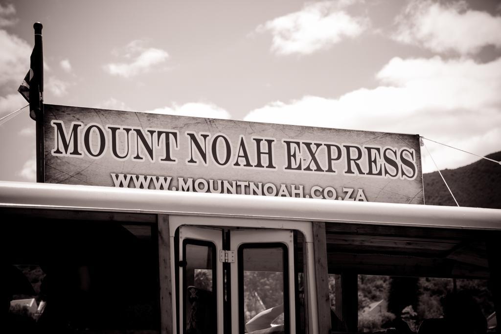 Mount Noah Lodge Oudtshoorn Bagian luar foto